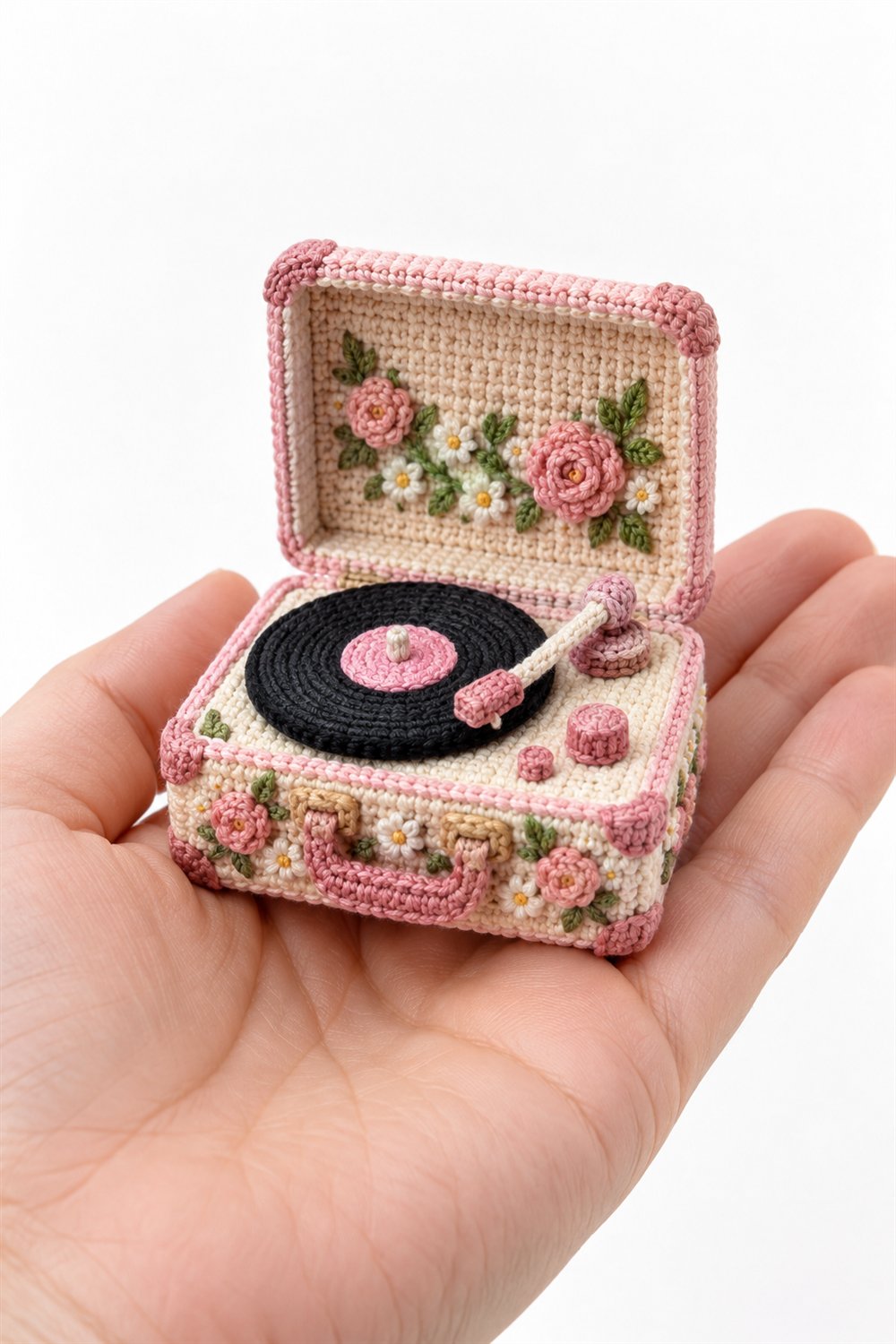 DIY 1067 Floral Suitcase Record Player - Crochet Tutorial