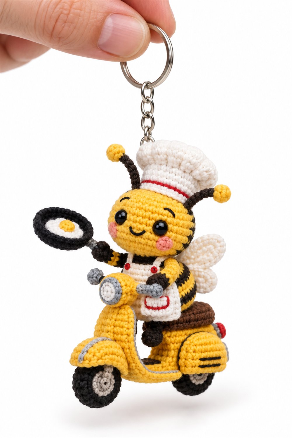 183 Vespa Amarela Chef De Cozinha - Crochet Pattern