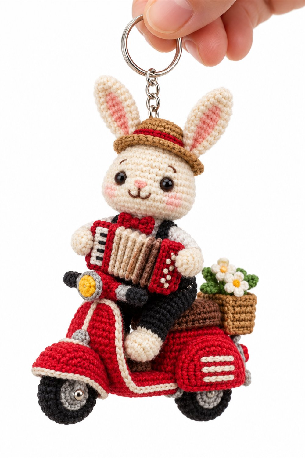How to Crochet 539 Lebre Creme Musico Tocando Acordeao