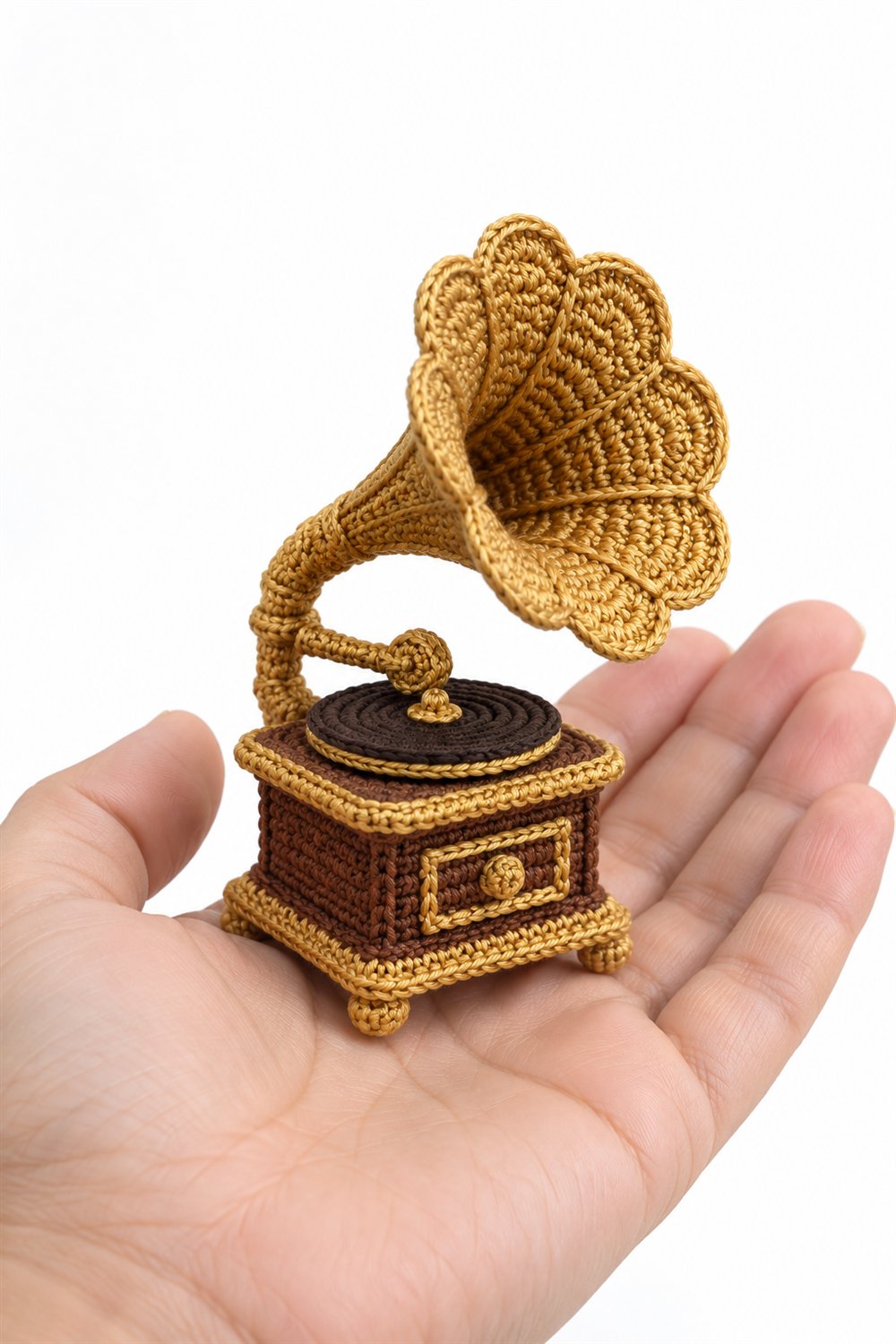 How to Crochet 646 Gramofone Dourado