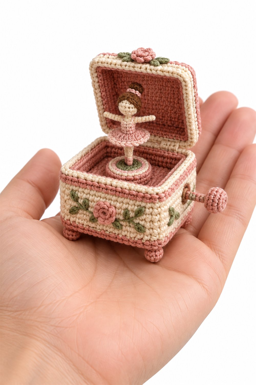 750 Caixinha De Musica - Crochet Pattern