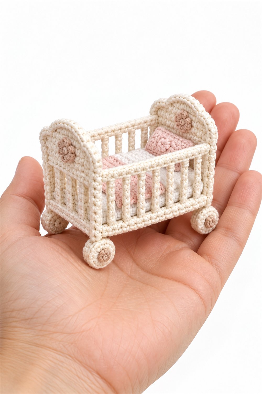 DIY 844 Miniature Cream Crib - Crochet Tutorial