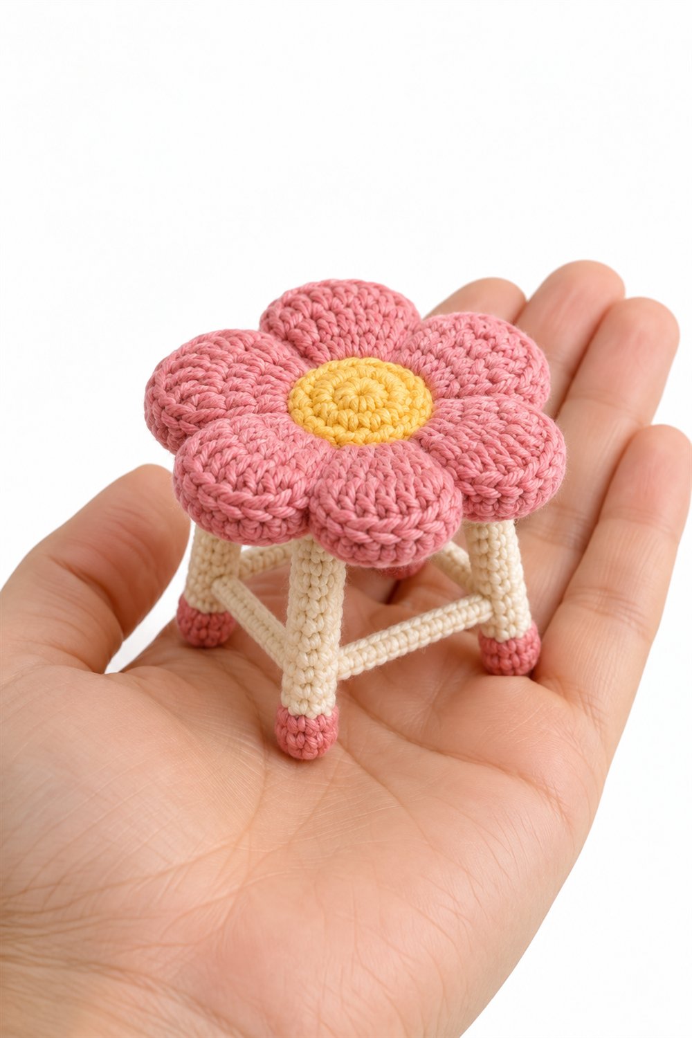 Flower Stool - Handmade Pattern
