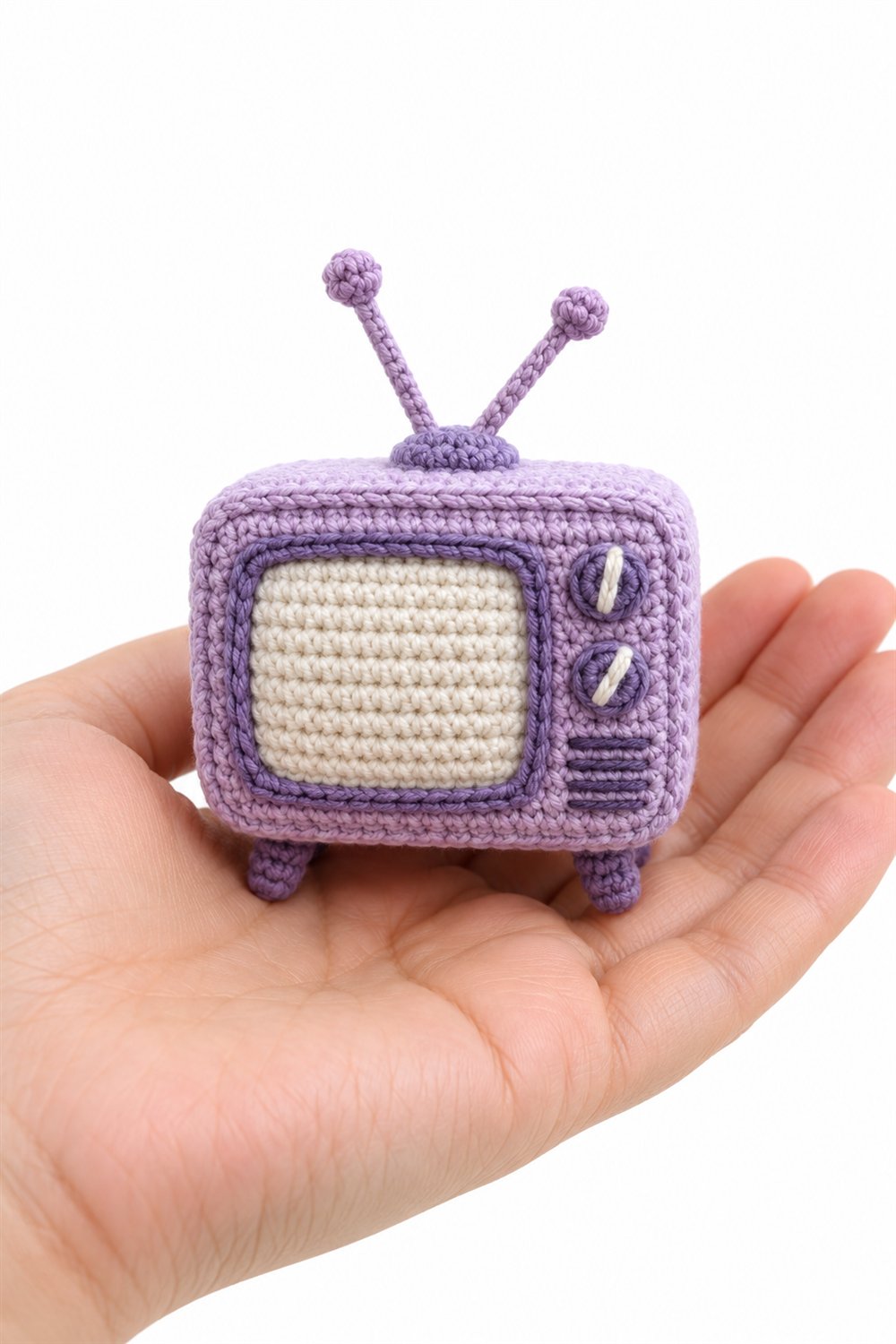 How to Crochet Lilac Retro Television